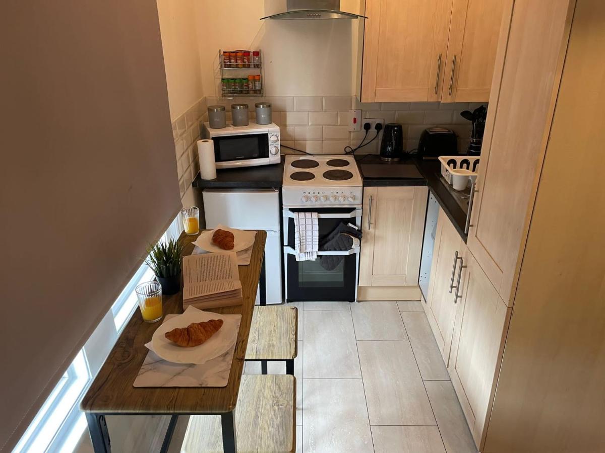 The Oxford Avenue Apartment Саутхамптън Екстериор снимка